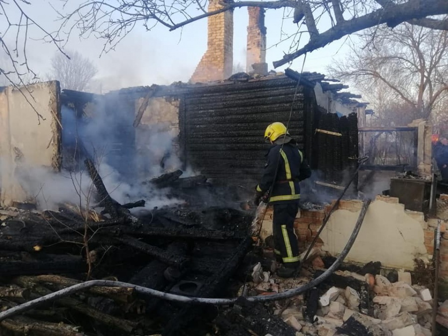 У Рівненському районі під час пожежі ледь не згорів живцем чоловік (+ФОТО)