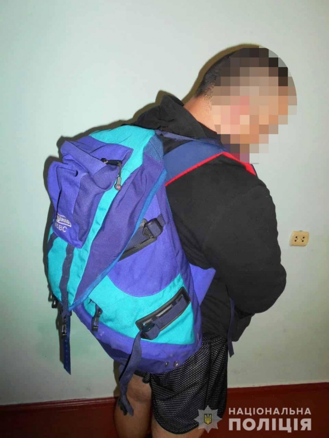 Рівненські поліцейські затримали «квартирника» та повідомили йому про підозру
