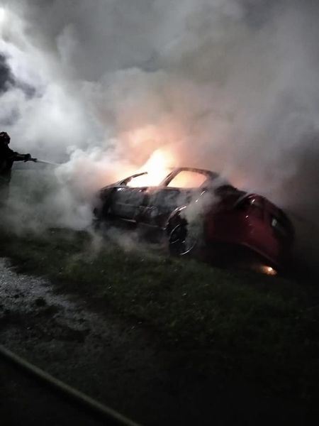 На Дубенщині під час руху загорівся автомобіль