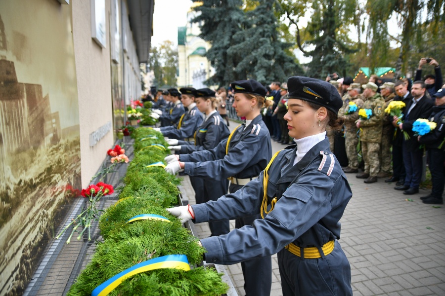 У День захисників на Рівненщині вшанували пам'ять Героїв, загиблих за Україну