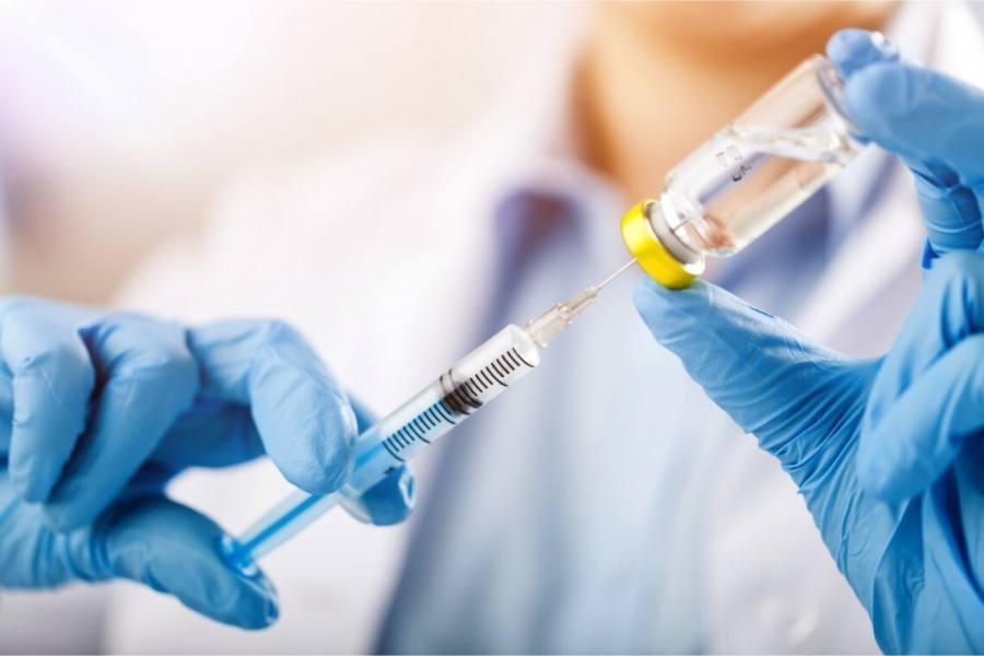 Вакцина Moderna доступна для усіх рівнян