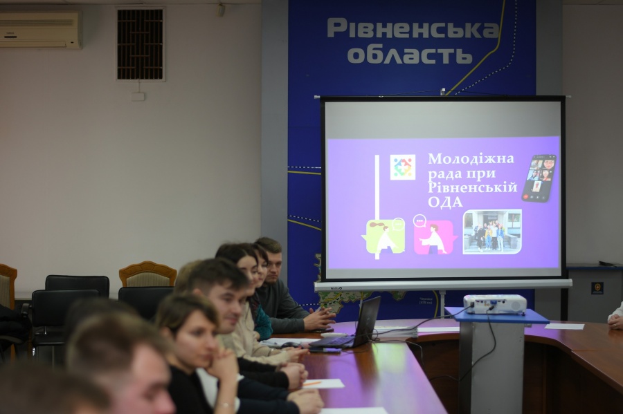 Понад 87% молодих людей з Рівненщини планують і далі жити в Україні, - дані регіонального соцдослідження