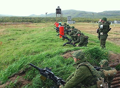 Випускники військових училищ РФ складають заліки зі стрільб на Донбасі - Резніков
