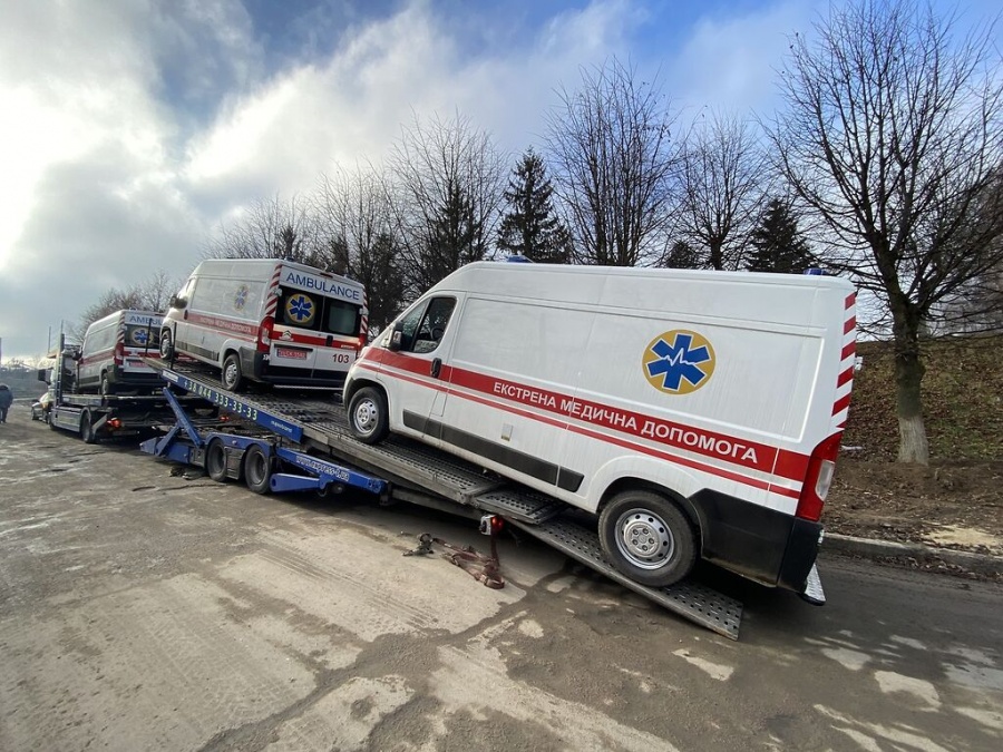 10 нових автомобілів швидкої допомоги надійшли для Рівненщини