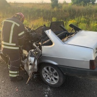 На Рівненщині сталася ДТП за участю вантажівки та легковика