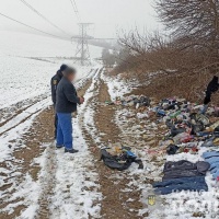 На Рівненщині оштрафували чоловіка, який вивіз сміття у невстановлене місце