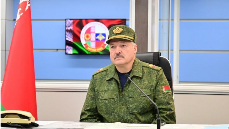 Лукашенко: "Якщо знову розв'яжуть війну на Донбасі, Білорусь осторонь не лишиться"