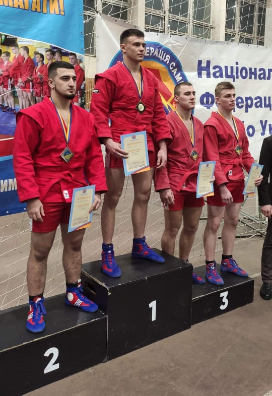 5 медалей вибороли рівненські самбісти на чемпіонаті України