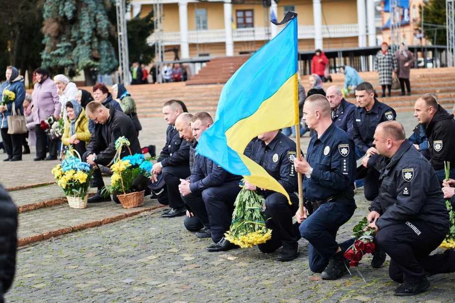 У місті Дубно попрощалися із загиблим Героєм