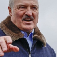 Лукашенко погрожує, що відправить білоруські війська на Донбас