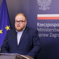 Варшава хоче відігравати провідну роль у повоєнній відбудові України - МЗС Польщі